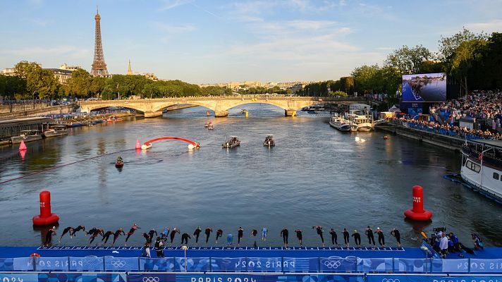 Informativo 24h - París reabre el río Sena para los bañistas