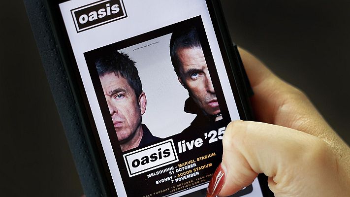 Telediario 1 - Oasis vuelve tras 16 años separados en el primer concierto de su gira mundial en Cardiff