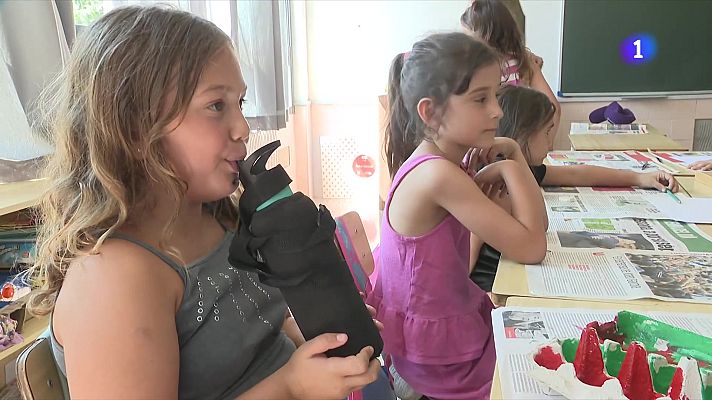 L'Informatiu - Els casals d'estiu miren d'esquivar la calor