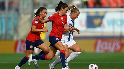 Resumen del Noruega - Finlandia, partido del grupo A de la Eurocopa femenina 2025