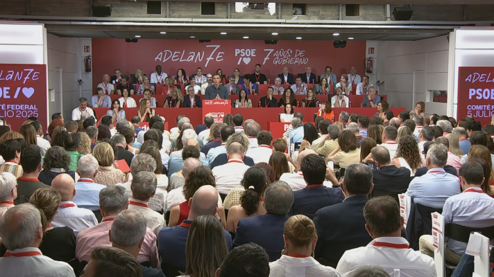 L'Informatiu - Pedro Sánchez passa a l'atac