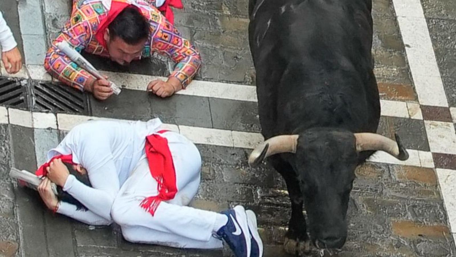 San Fermín 2025: seis contusionados en el primer encierro - San Fermín | Ver
