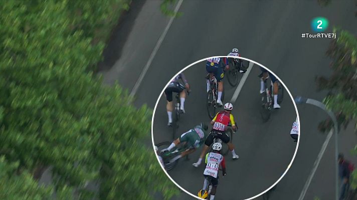 Tour de Francia - Philipsen abandona el Tour por una dura caída en el sprint intermedio de la 3ª etapa
