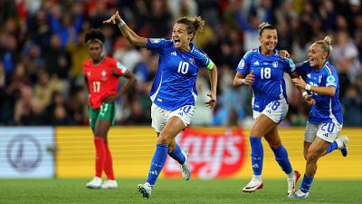 Eurocopa femenina: Gol de Italia a Portugal (0-1) | Ver | Ver