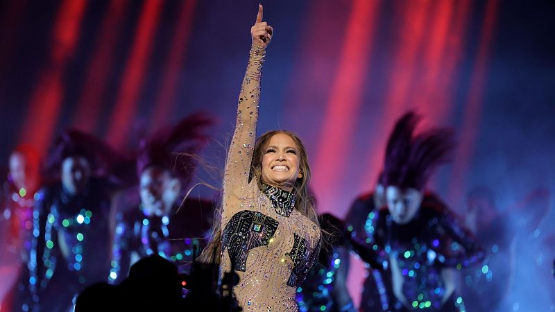 Jennifer López comienza su gira europea en Pontevedra | Ver