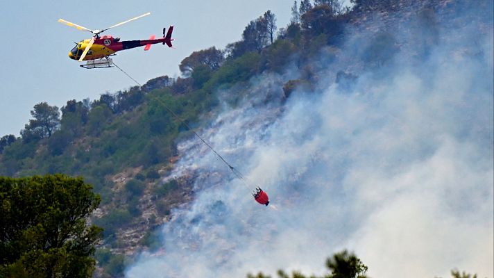 Telediario 2 - El incendio de Paüls, Tarragona, confina a 18.000 personas de nueve localidades