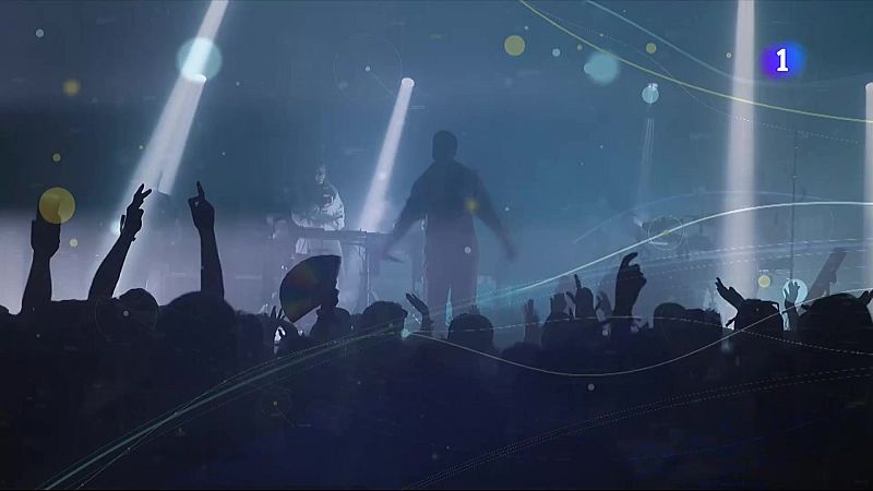 El Cruïlla celebra 15 anys amb música, dansa i humor - L'Informatiu | Veure