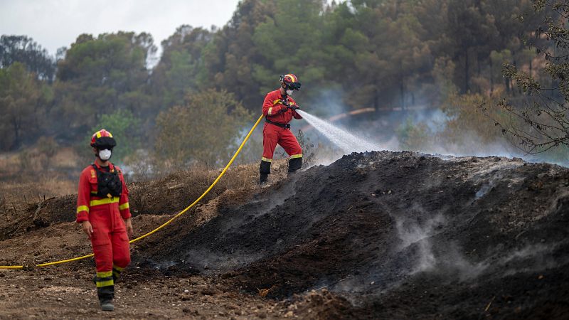 Se levanta el confinamiento de todas las localidades afectadas por el incendio de Paüls - Telediario 2 | Ver