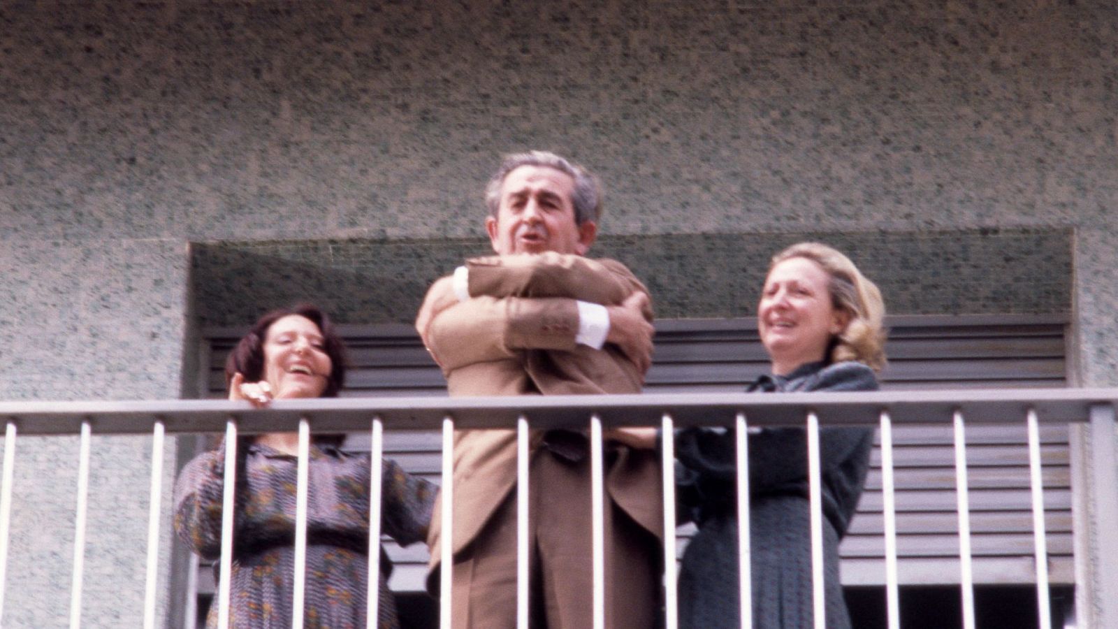 Retransmisión de TVE en 1981 de la liberación de Luis Suñer | Ver