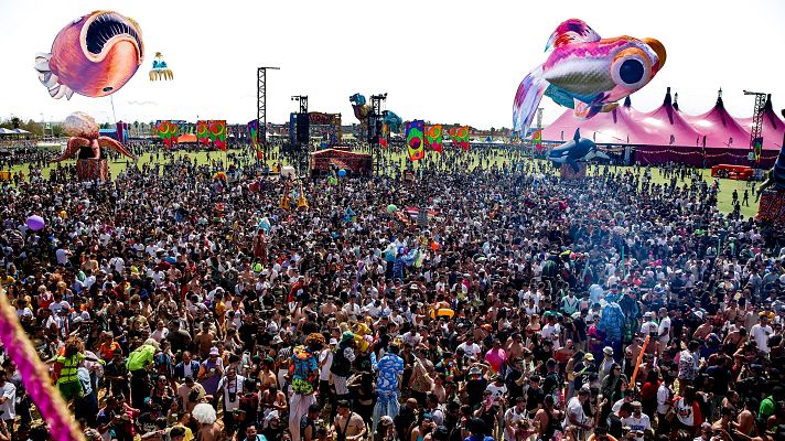 Telediario 1 - Arranca el festival Mad Cool en Madrid, con actuaciones de Arde Bogotá o Benson Boone