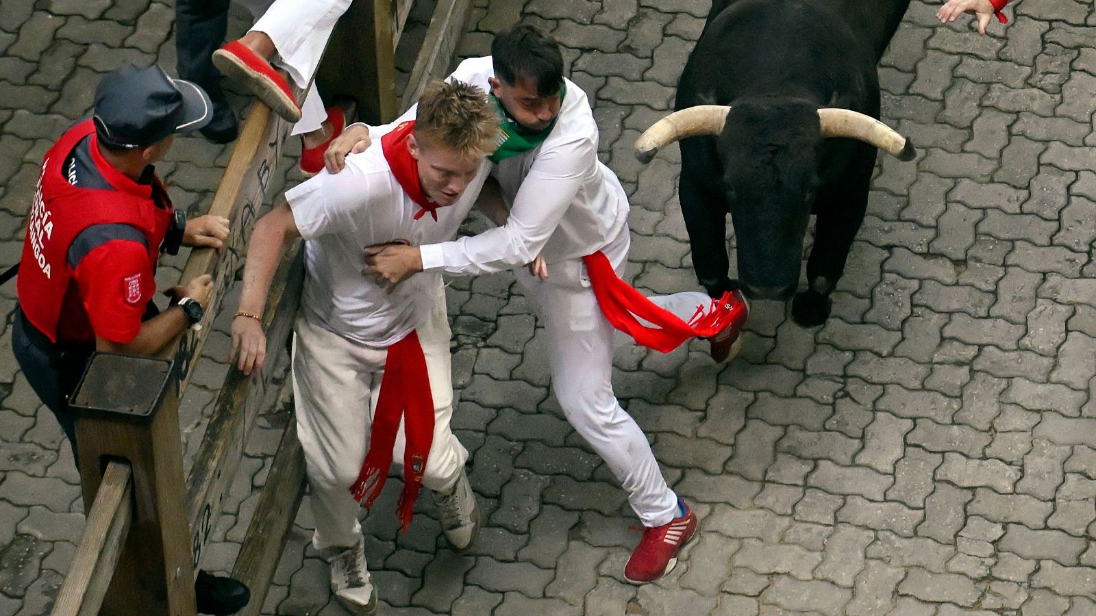 Quinto encierro de San Fermín - Mañaneros 360 | Ver