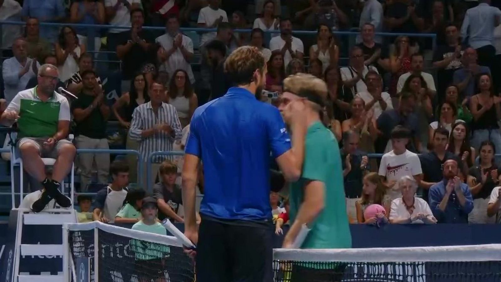 Medvedev gana ante Davidovich la Copa del Rey de tenis - Tenis | Ver