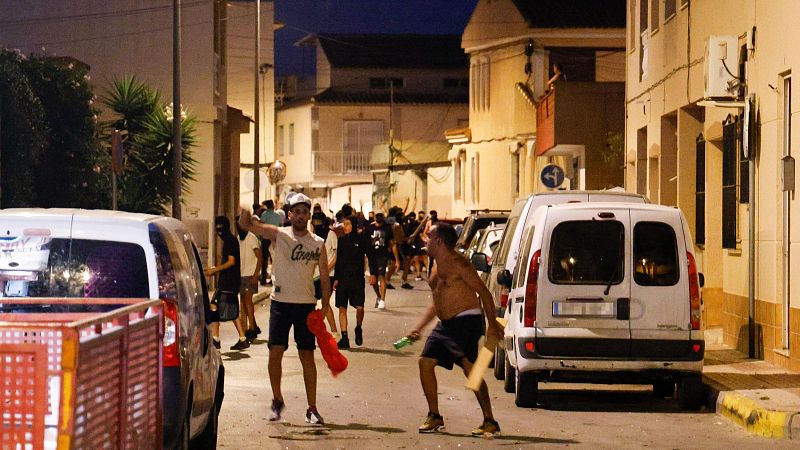 La segunda noche de disturbios en Torre Pacheco termina con cinco heridos - Informativo 24h | Ver
