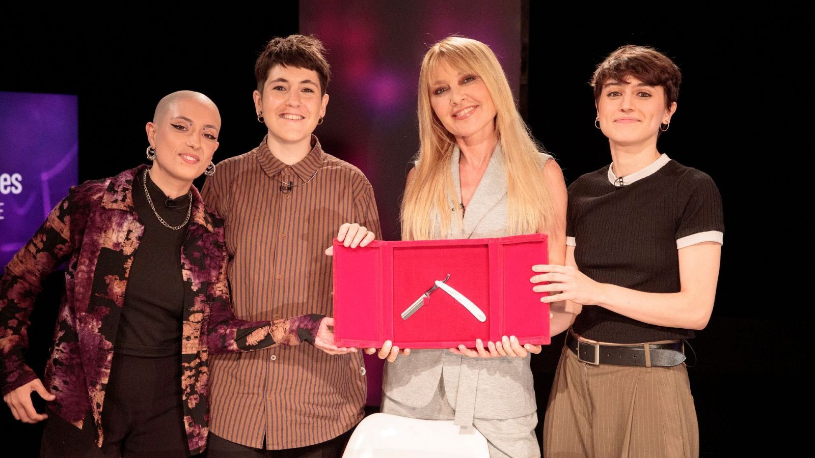 Versión española - Especial Palmarés Concurso de Cortos (Presentación) - Versión española | Ver