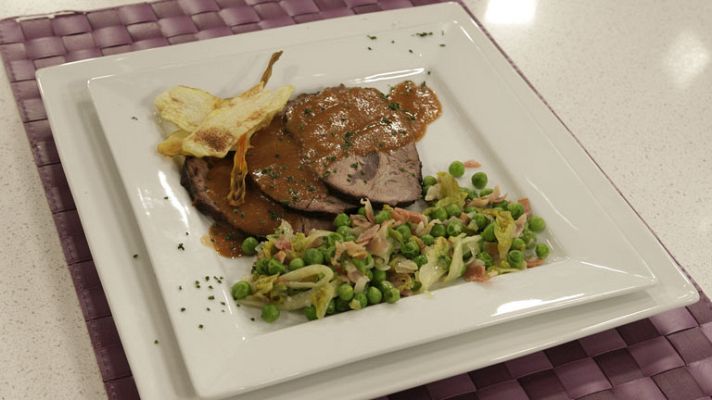 RTVE Cocina - Espaldilla asada  con guisantes