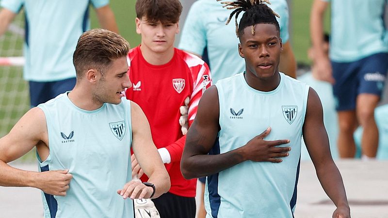 Nico Williams completa su primer entrenamiento y firma su nuevo contrato: "Nada mejor que jugar la Champions con el club de mi vida"