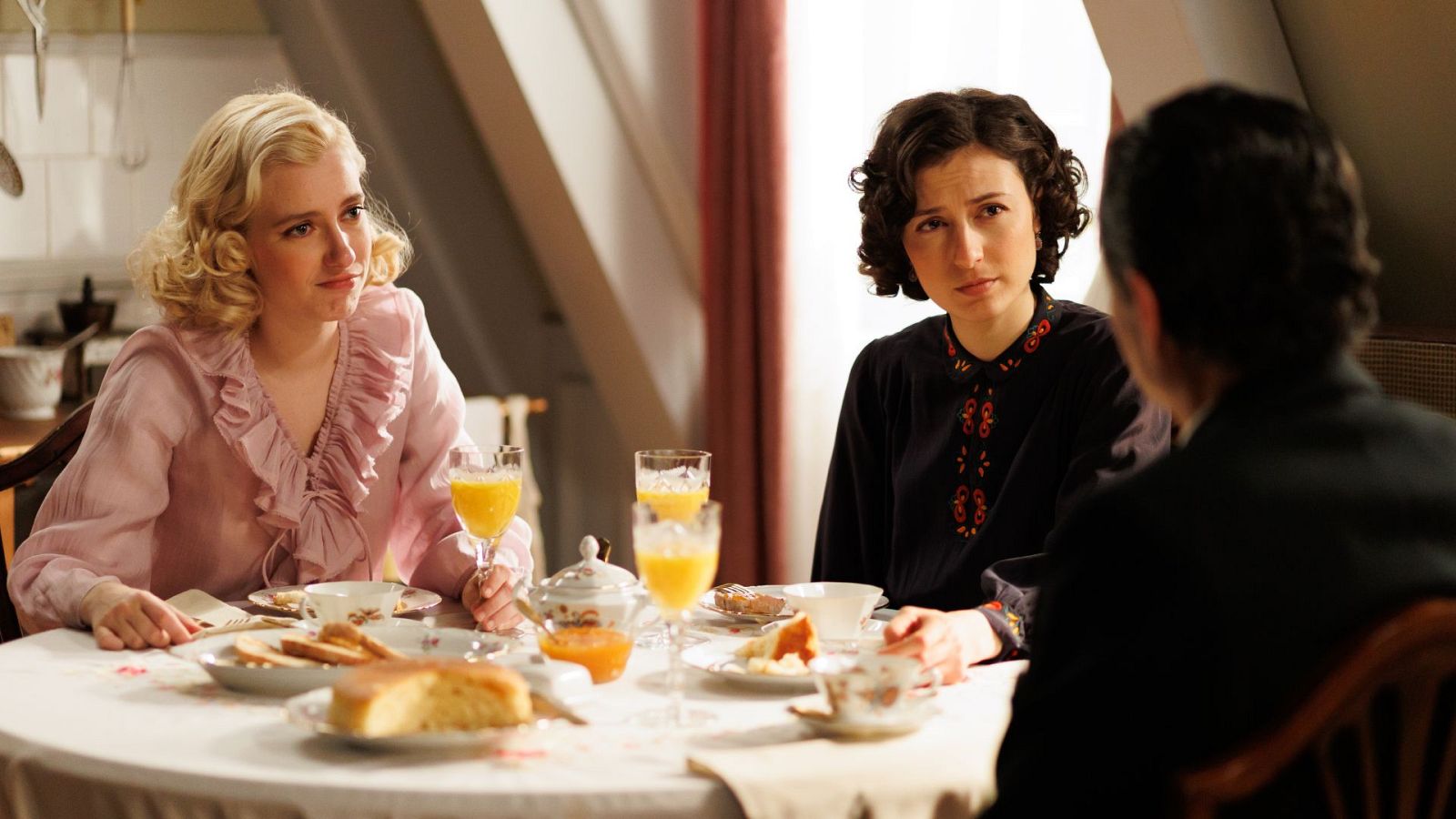 Salón de té La Moderna - T3 - Episodio 357 | Ver