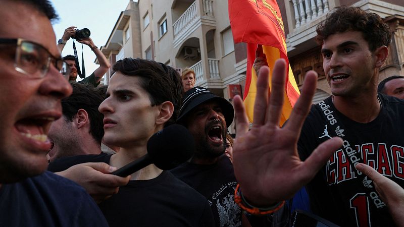 Torre Pacheco: Díaz acusa al PP de "azuzar a la extrema derecha" y López Miras exige que se "restablezca el orden" - Informativo 24h | Ver