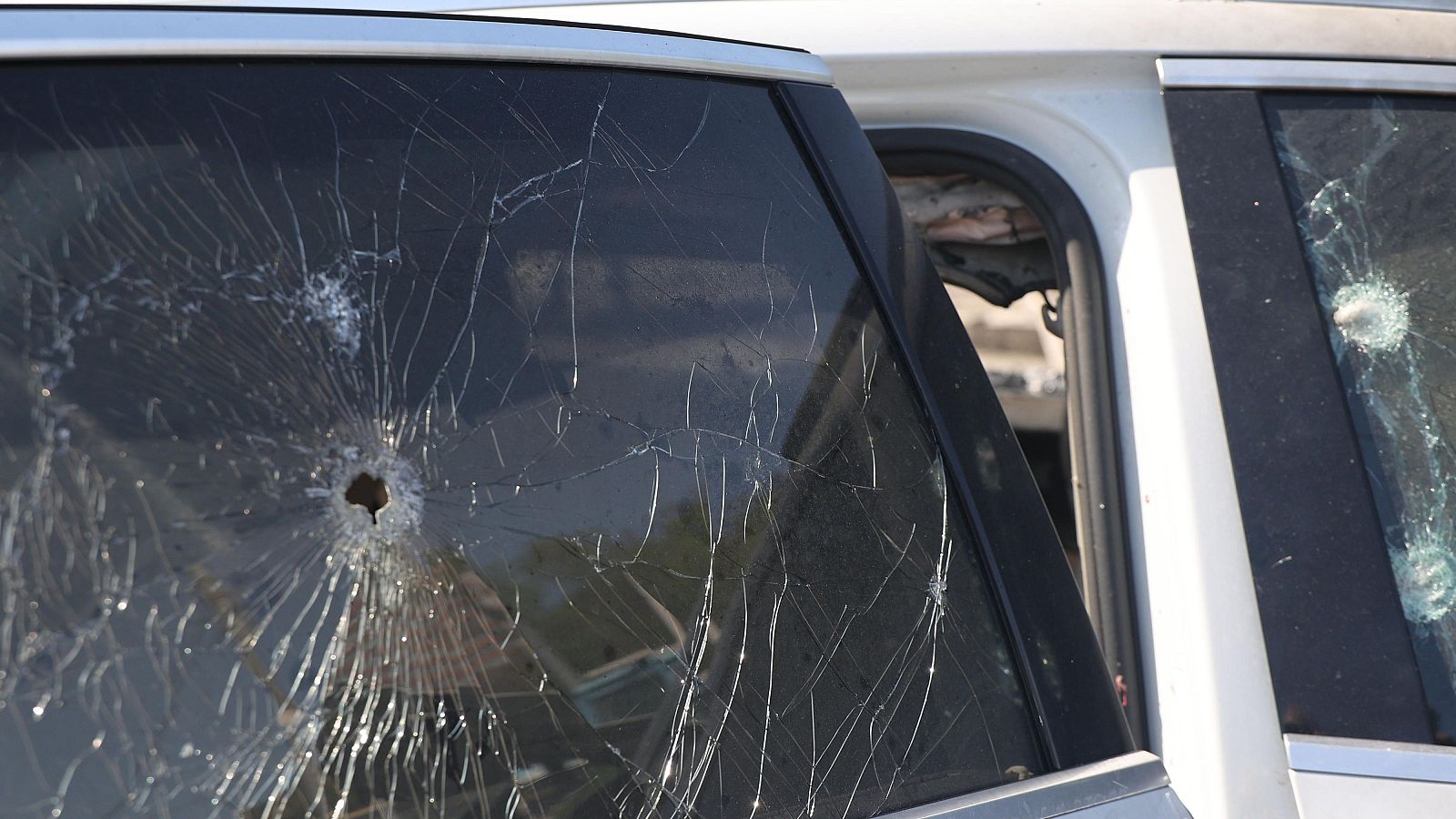 Los talleres de Castellón, desbordados por una granizada | Ver