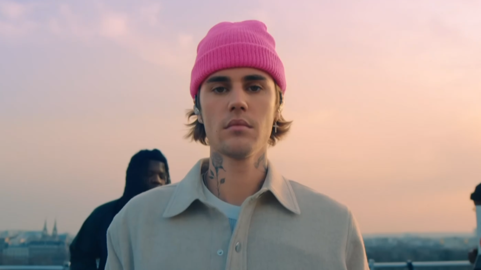 Justin Bieber publica 'Swag', su nuevo disco sorpresa | Ver