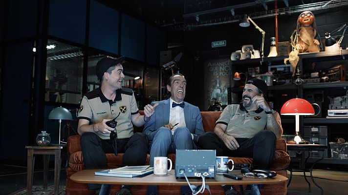 La garita - Félix El Gato visita 'La Garita' y reacciona a sus chistes en TVE con J. J. Vaquero y Álex Clavero