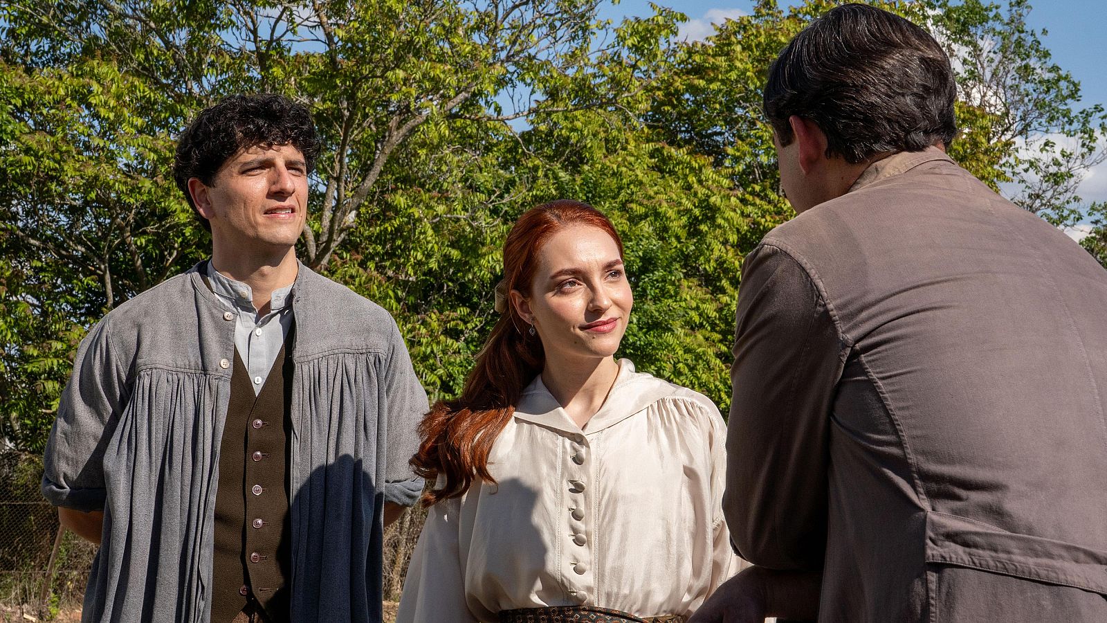 La Promesa - Manuel ofrece a Enora volar con él - La promesa | Ver