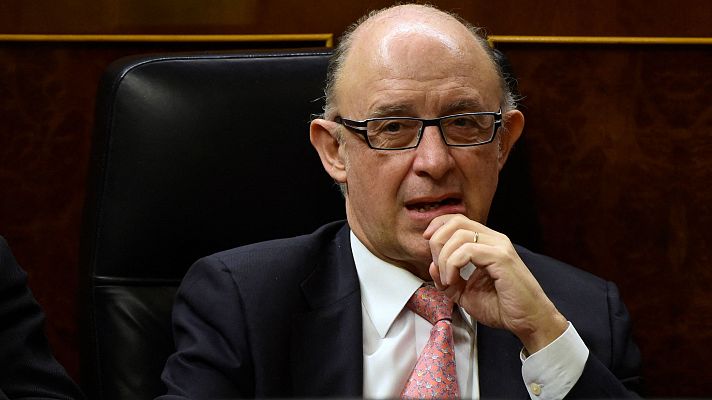Telediario 1 - Un email, el origen de la investigación a Montoro: "La vía más directa, como siempre, es pagar"