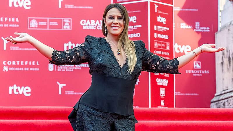 La II edición de los Premios Academia de la Moda Española | Ver