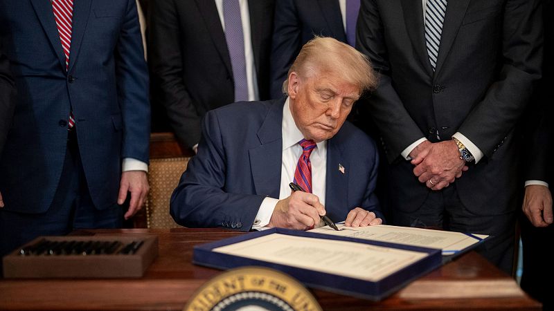 Trump, seis meses en la Casa Blanca marcados por sus políticas arancelarias y migratorias