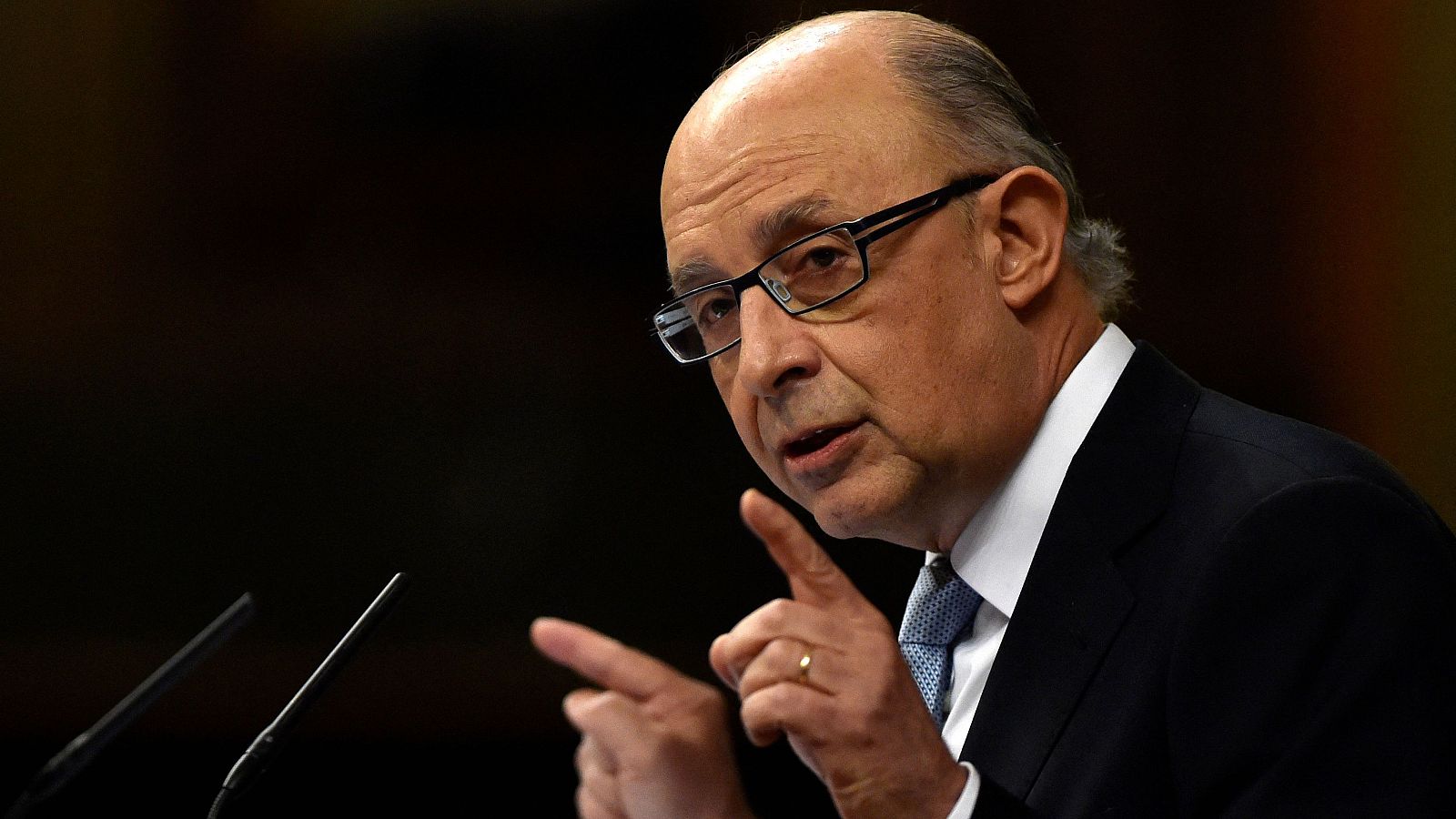 La investigación apunta al rol nuclear de Montoro en Equipo Económico para asegurar ganancias - Telediario 1 | Ver