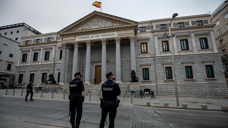 El Gobierno aprueba la ley que desclasificará los secretos del franquismo y la Transición