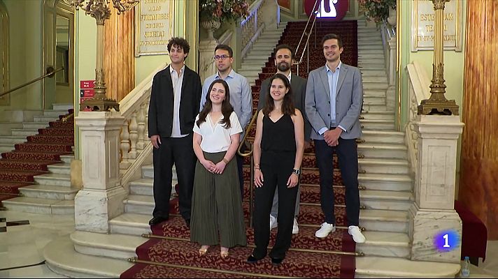 L'Informatiu - Els Premis Princesa de Girona reconeixen el talent de 6 joves en una gala al Liceu