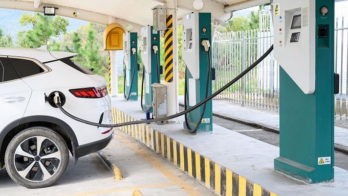 Telediario 1 - Las empresas de automóviles chinas ganan terreno