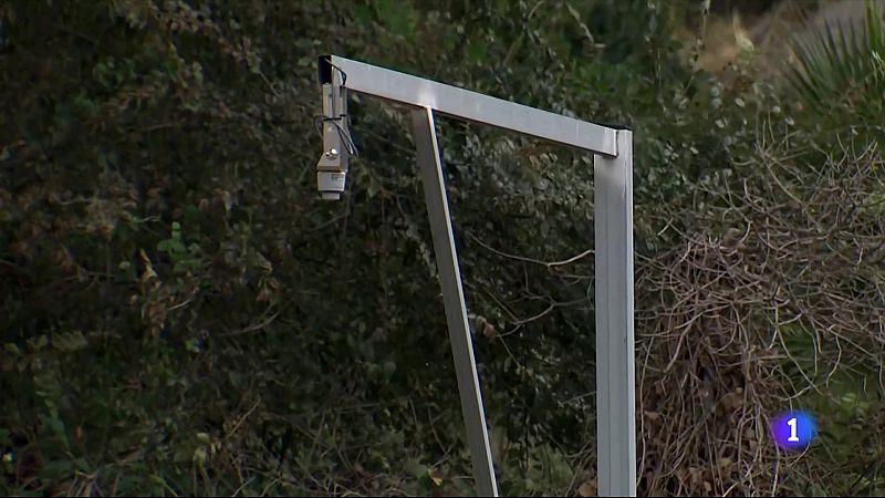 Terrassa s'ajuda de la tecnologia per prevenir riscos per pluja - L'Informatiu | Veure