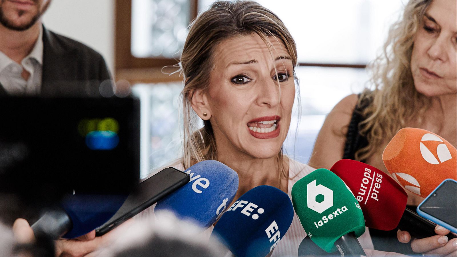 Díaz critica el debate sobre si un diputado tiene que tener licenciatura - Informativo 24h | Ver