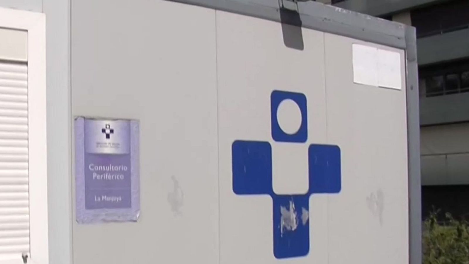 Un barracón como centro de salud | Ver