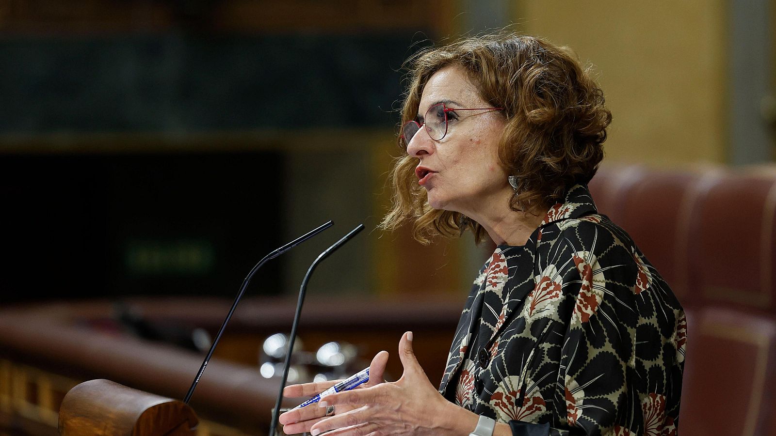 Hacienda estudia cómo revertir los "privilegios" de Montoro - Mañaneros 360 | Ver