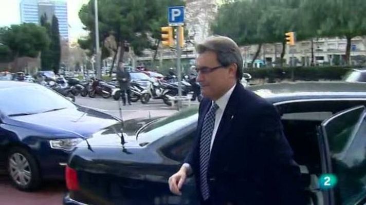L'Informatiu - Artur Mas diu que el govern espanyol asfixia econòmicament Catalunya