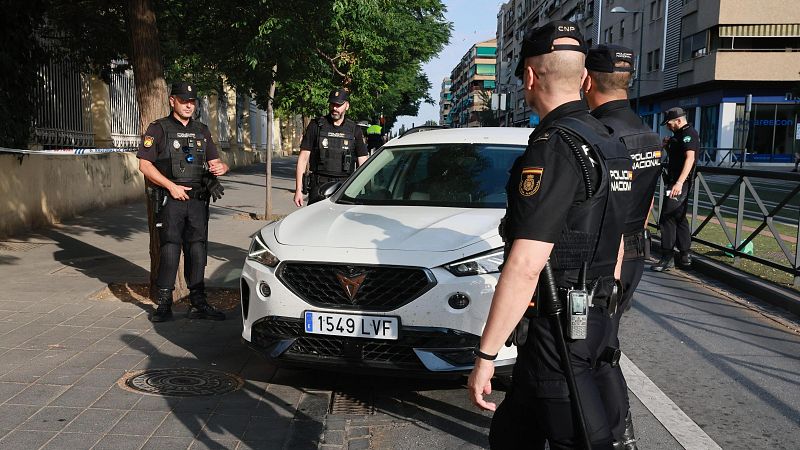 Juana Rivas entrega a su hijo menor a su padre por orden judicial