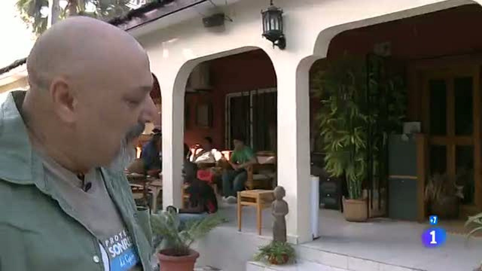 Españoles en el mundo - Gambia - Lorenzo | Ver