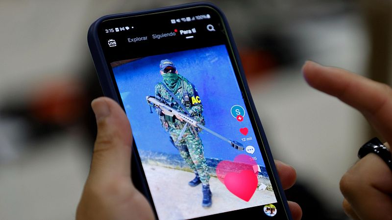 Las redes sociales, herramientas para el reclutamiento de menores en Colombia