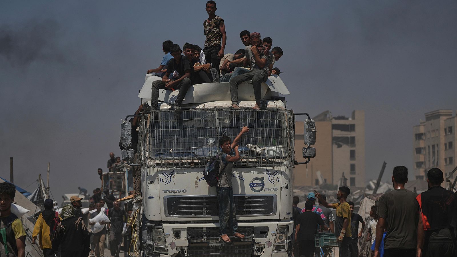 Israel reanuda el envío de ayuda humanitaria a Gaza | Ver