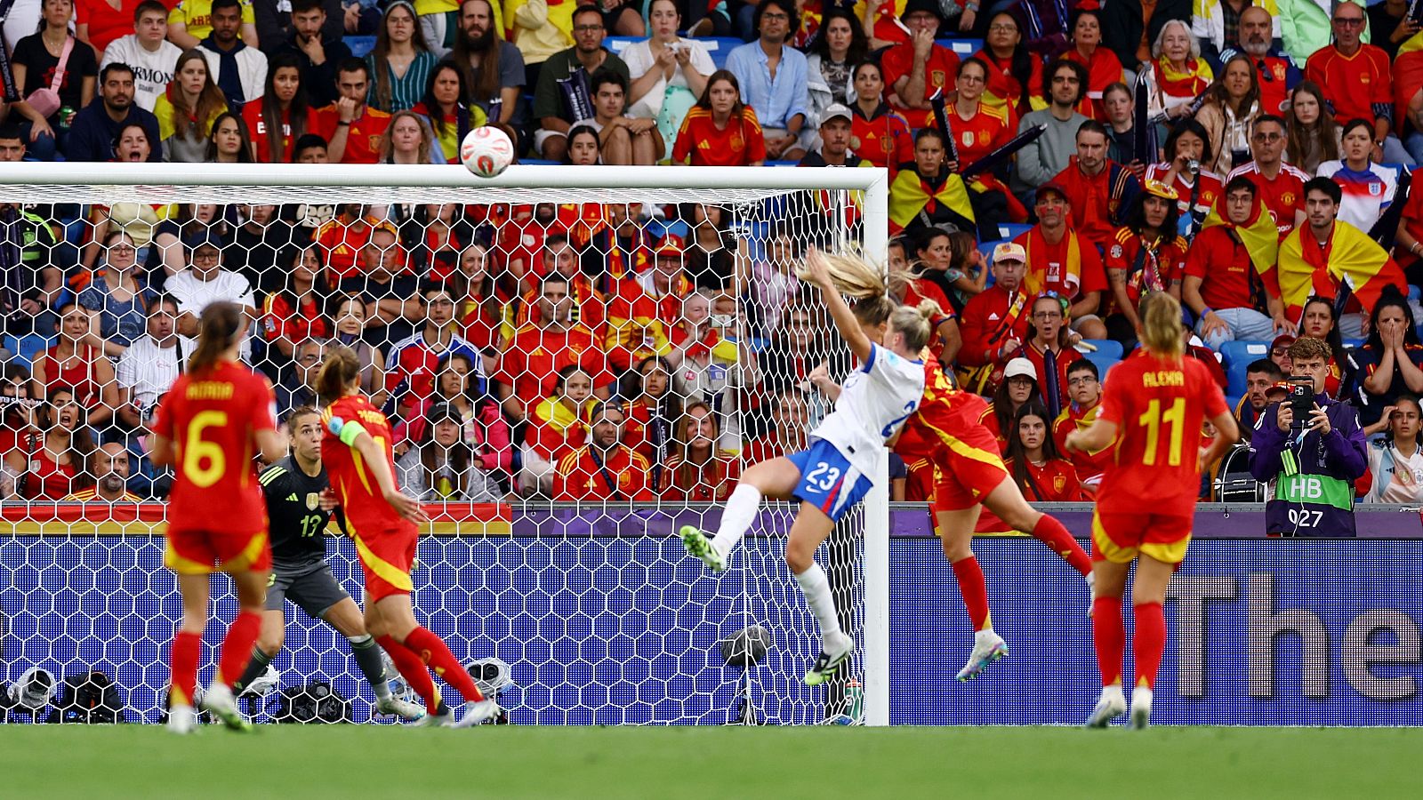 Eurocopa femenina: gol de Inglaterra a España (1-1, Alessia Russo) | Ver | Ver