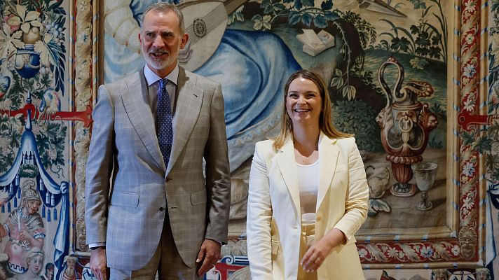 Modo Digital - El rey recibe en audiencia en Mallorca a la presidenta balear Marga Prohens