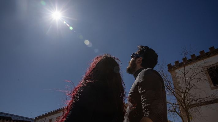 Telediario 2 - Trío de Eclipses en España: los veremos entre 2026 y 2028