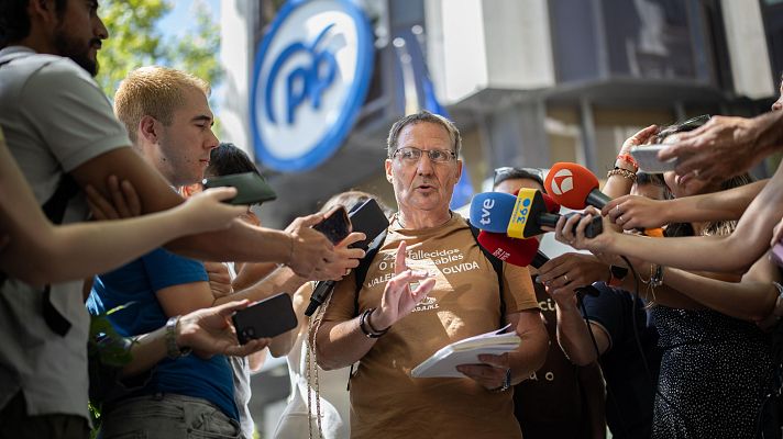 Telediario 1 - Feijóo recibe en Génova a varias asociaciones de víctimas de la dana de Valencia