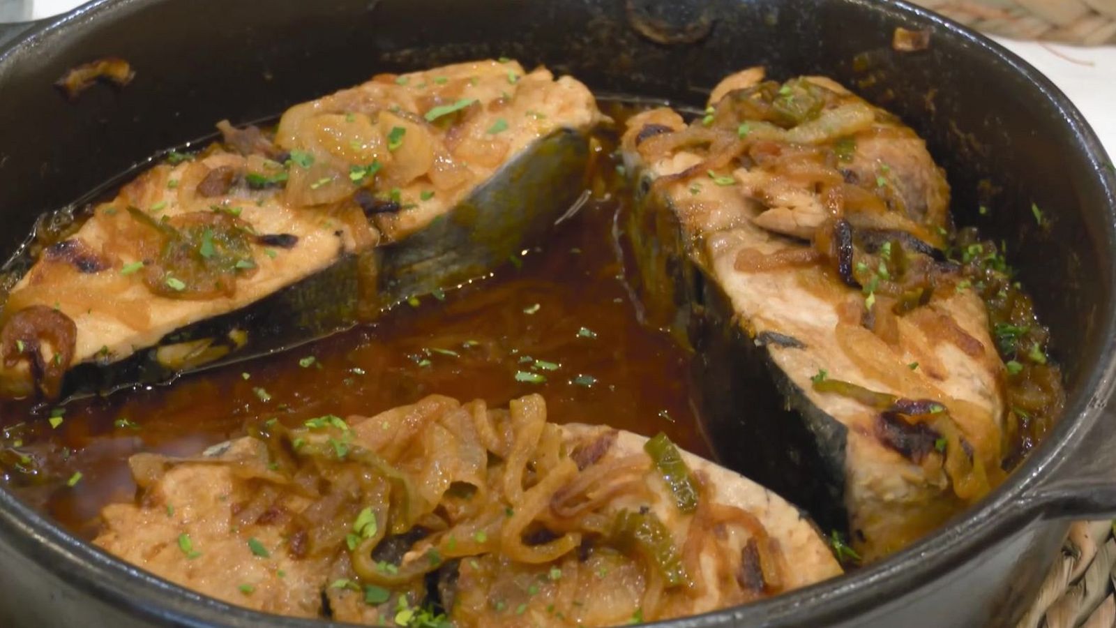 El "bonito" recetario de Escalante | Ver