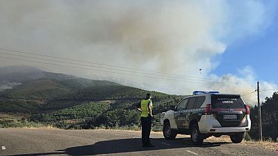 Situaci�n de los incendios en �vila, C�ceres y Pontevedra | Ver