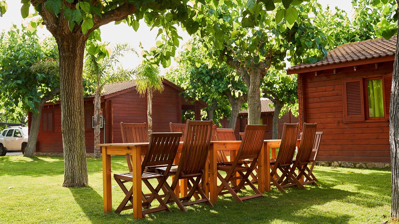 Vacaciones en camping en España 2025 - Telediario 1 | Ver