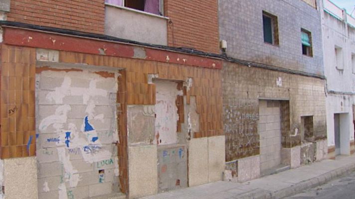 Telediario 1 - Alzira expropia casas a la banca